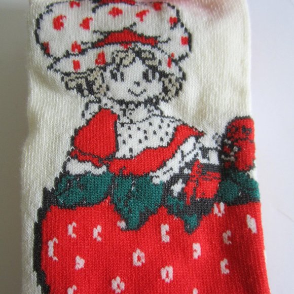 Strawberry Shortcake 5 Socks - Picture 3 of 9